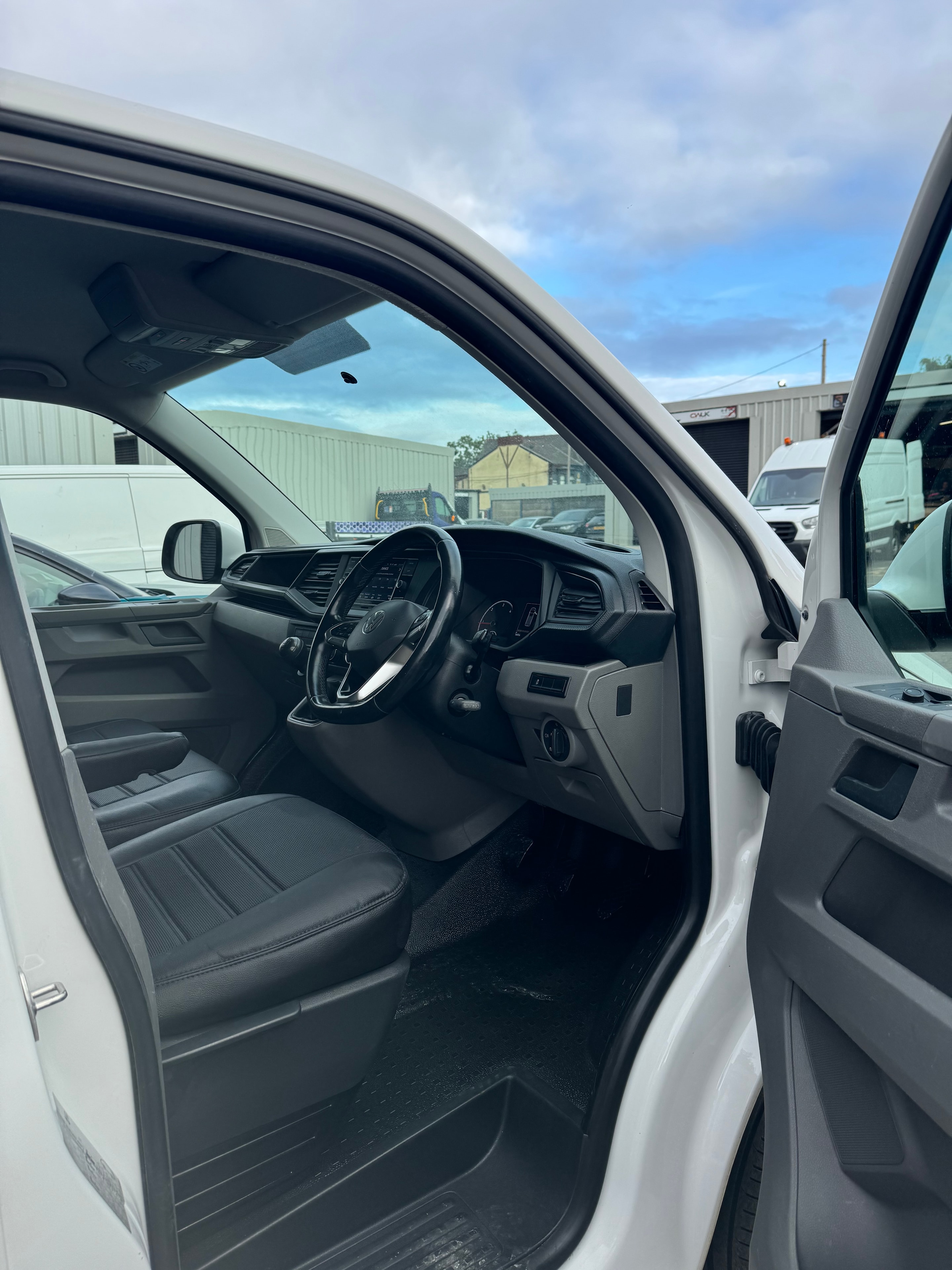 2021 VW Transporter T6.1 Candy White — cab interior
